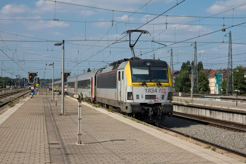 1834, 15.42 Oostende-Eupen (IC 515), Brussels Nord station 
 1834 brings up the rear of the 15.42 Oostende to Eupon IC 515 service as it leaves Brussels Nord station. I had traveled on this train from Brugges and a very good journey it was too. I am absolutely convinced that you can never beat travelling in 'proper' coaches and that it has to be the way to go in the future once the various costings have been evaluated and accounted for. 
 Keywords: 183415.42 Oostende-Eupen IC 515 Brussels Nord station