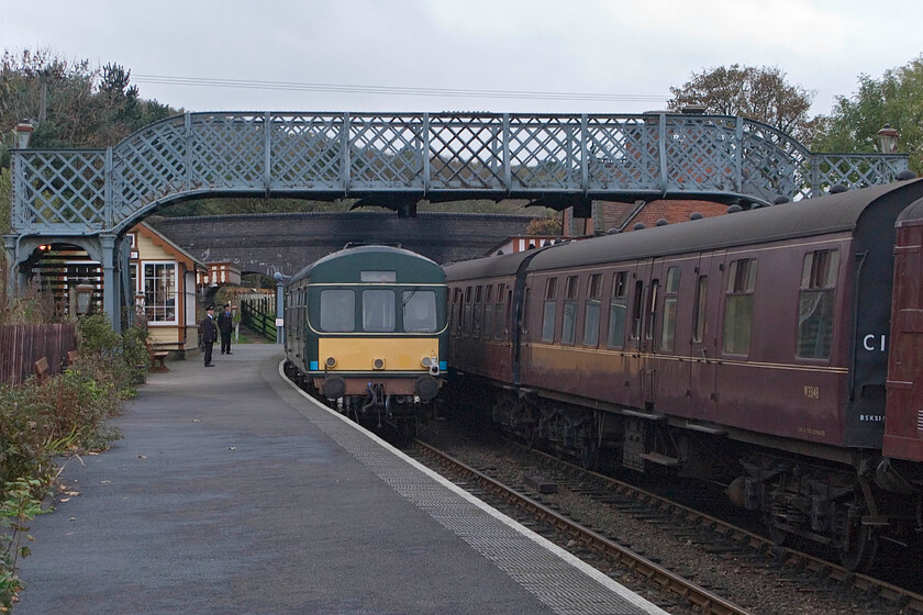 11. M51352 & M56192, 15.45 Sheringham-Holt & 14.45 Holt-Sheringham, Weybourne station