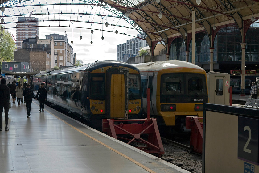 375308, SE 15.07 London Victoria-Dover Priory (1S46, RT) & 465189, 15.10 London Victoria-Orpington (2M78, 1L), London Victoria station 
 A bust scene at London Victoria station. 375308 waits at platform two to work the 15.07 to Dover. Next to it at Platform three is Networker 465189 that will work the 15.10 local to Orpington. 
 Keywords: 375308 1S46 465189 2M78 London Victoria station