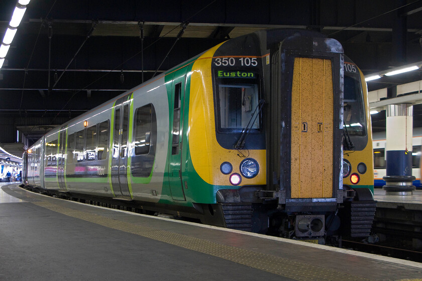 350105, LM 16.34 London Euston-Birmingham New Street (2Y38), London Euston station 
 Our train home from London waits at Euston to work the 16.34 service to Birmingham New Street. We took 350105 working a rather crowded 2Y38 stopper as far as Milton Keynes. 
 Keywords: 350105 16.34 London Euston-Birmingham New Street 2Y38 London Euston station London Midland Desiro