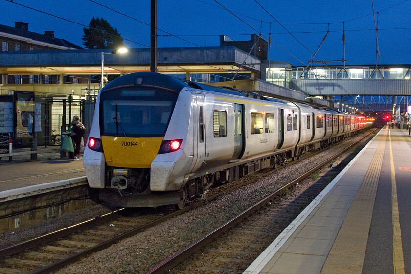 700144, TL 20.54 Peterborough-Horsham (6J67, RT), Peterborough station 
 Thameslink's 20.54 Peterborough to Horsham service waits to leave its starting point worked by 700144. These units have been in operation for a number of years now and have proved themselves to be reliable if a little utilitarian! 
 Keywords: 700144 20.54 Peterborough-Horsham 6J67 Peterborough station Thameslink