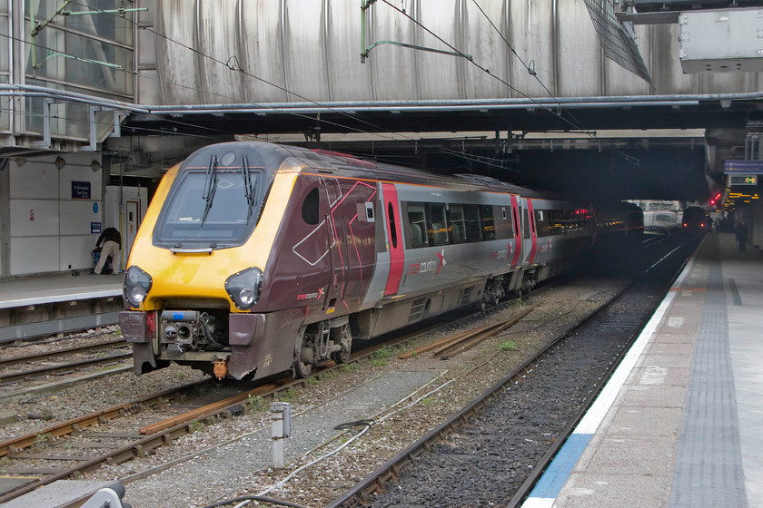 220006, stabled, Birmingham New Street station 
 CrossCountry's 220006 stands idle on one of Birmingham New Street's centre roads. This is a fairly common occurrence with any number of units found here during off-peak times as the lines serve no other purpose with through trains being incredibly rare. 
 Keywords: 220006 Birmingham New Street station Voyager CrossCountry