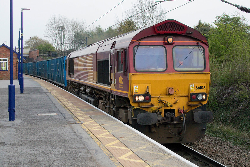 66106, 10.55 Knowsley Freight Terminal-Wilton EFW Terminal (6M26), Thirsk station 
 The final picture of the day taken just before 18.20 and prior to our long drive home. 66106 passes through Thirsk station with the 10.55 Knowsley to Wilton bin-liner working. The stench from Merseyside's rubbish after the train passed hung around in the air for a bit; there was absolutely no doubt what working this was! I was pleased to capture this 66 as it was a cop for me photographically at least. 
 Keywords: 66106 10.55 Knowsley Freight Terminal-Wilton EFW Terminal 6M26 Thirsk station