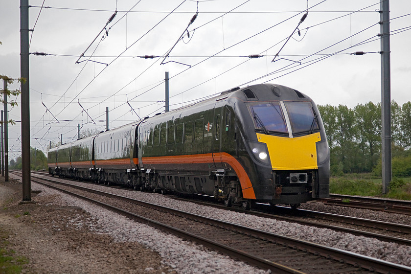 Class 180, GC 11.20 London Kings-Cross-Sunderland (1N92, RT), White House Crossing TL227777 
 One of Grand Central's class 180s speeds northwards working the 11.20 King's Cross to Sunderland train. These class 180s were designed and built by Alstom in the late 1990s and were plagued with many problems both before and after their introduction. They have settled down now and are providing a good service. They are the only high-speed diesel trains in the world to use hydraulic transmission; as a Western Region lad, I throughly approve of this arrangement! 
 Keywords: Class 180 1N92 White House Crossing TL227777