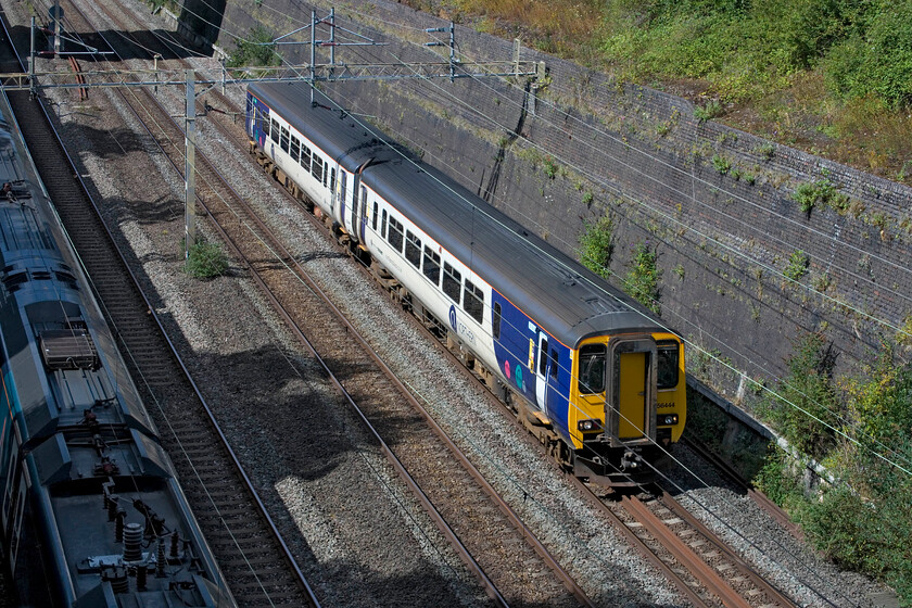 1. 156444, 09.41 Heaton TMD-Wolverton Centre Sidings (5H70, 8E), Roade cutting