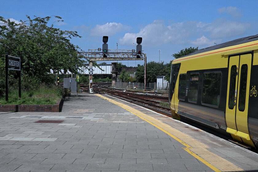 777019, ME 11.45 Chester-Chester (2C23, 1L), Chester station 
 After a coffee and snack at Chester, our third train of the day on the Merserailnetwork waits to leave as the 2C23 Chester return service. Andy and I took this train as far as Hamilton Square on the Wirral line. During the journey, we had a very interesting talk with a member of the Merseyrail staff who outlined some issues that they were experiencing with the Class 777 units, more of that to come later as well as some positive things. 
 Keywords: 777019 11.45 Chester-Chester 2C23 Chester station Merseyrail