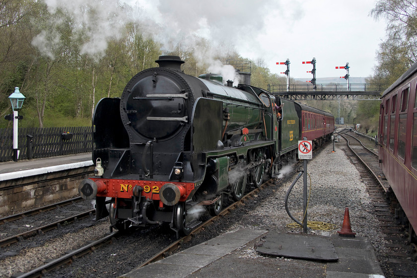 926, NY 10.00 Whitby-Pickering (1T11, 60E), Grosmont station 
 A little out of place on the North Yorkshire Moors, ex Southern 4-4-0 925 'Repton' arrives at Grosmont station leading the 10.00 Whitby to Pickering service. This 1T11 service has just left the national network that continues along the Esk Valley behind the fence to the left. The platform behind me was pretty busy with passengers so it appears that the NYMR is doing good trade with its trains. 
 Keywords: 926 10.00 Whitby-Pickering 1T11 Grosmont station