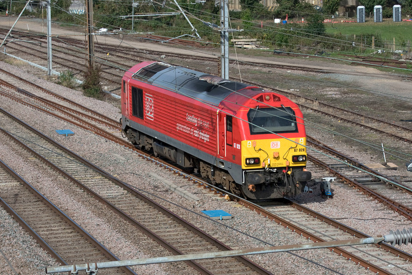 67028, 10.45 Doncaster West Yard-Bounds Green TMD (0Z11, 6E), Tallington 
 Andy and I had been tracking the progress of 67028 since it left Grantham on Open Train Times. It made fairly rapid progress towards us passing Tallington in the lovely September sun as the 0Z11 10.45 Doncaster West Yard to Bounds Green light engine move. 
 Keywords: 67028 10.45 Doncaster West Yard-Bounds Green TMD 0Z11Tallington