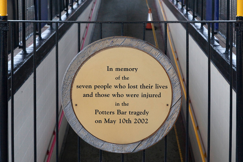 Commemorative plaque, Potters Bar station 
 A reminder of the tragedy that took place at Potters Bar station in May 2002. The image of the class 365 on the platform under the canopy is one that is fixed in our memories and one that precipitated the end of Railtrack due to their cavalier approach to managing the infrastructure. 
 Keywords: Commemorative plaque Potters Bar station