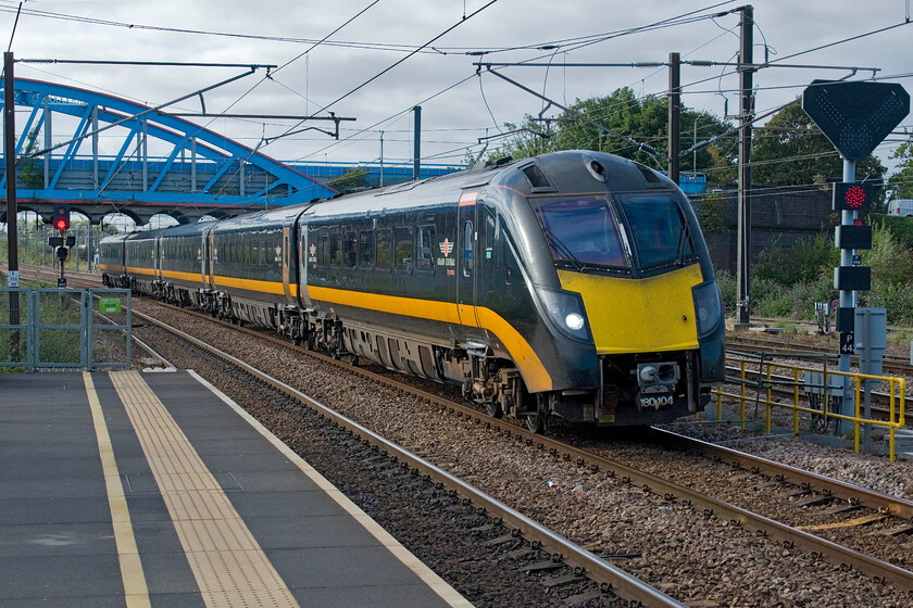 180104, GC 07.48 London King's Cross-Sunderland (1N90, 15L), Peterborough station 
 Grand Central's 180104 passes through Peterborough station working the 07.48 King's Cross to Sunderland service. Reportedly, GC is having reliability issues with the Class 180s, something that comes as no surprise given their chequered history and they are looking to temporarily lease some of the off-lease AWC Class 221s. 
 Keywords: 180104 07.48 London King's Cross-Sunderland 1N90 Peterborough station Grand Central