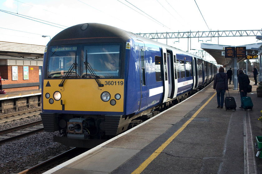 360119, LE 10.35 Colchester Town-London Liverpool Street (2F27), Colchester station 
 360119 makes its first stop at Colchester after leaving Colchester Town with the 10.35 to London Liverpool Street. These Desios were introduced in 2003. The initial design incorporated inter-connecting doors but the HSE intervened very late into the design process as they were unhappy with the driver's view so this feature was abandoned. 
 Keywords: 360119 10.35 Colchester Town-London Liverpool Street 2F27 Colchester station