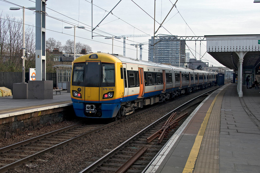 378256, LO 10.26 Richmond-Stratford (2N15, 2E), Camden Road station 
 Even on a quiet Sunday morning between Christmas and New Year, the North London Line enjoys a regular service operated by London Overground. At Camden Road station 378256 pauses with the 10.26 Richmond to Stratford service. 
 Keywords: 378256 10.26 Richmond-Stratford 2N15 2E Camden Road station London Overground