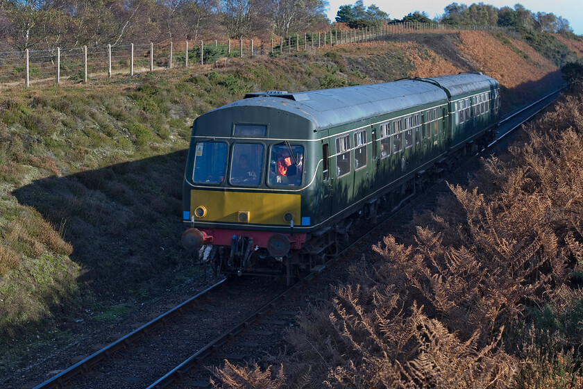 1. M51192 & M56352, 09.45 Sheringham-Holt, Kelling Heath TG103415