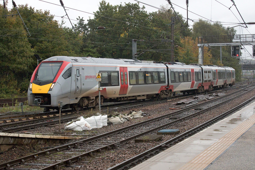 755419, LE 14.57 Lowestoft-Norwich (2J81, RT), Norwich station 
 One cannot deny the continental appearance of these Stadler built modular Class 755 units with there low slung passenger cabins. With the 'power pack vehicle' car third in the formation, 755419 works the 14.57 Lowestoft to Norwich into its destination. I cannot help feeling that there is a distinct similarity to the design of the British Railways Class 205 DEMUs dating from 1957 with them also having their engines mounted at passenger level but the technology and sophistication are light-years apart. However, it's strange how things come around again! 
 Keywords: 755419 14.57 Lowestoft-Norwich 2J81 Norwich station