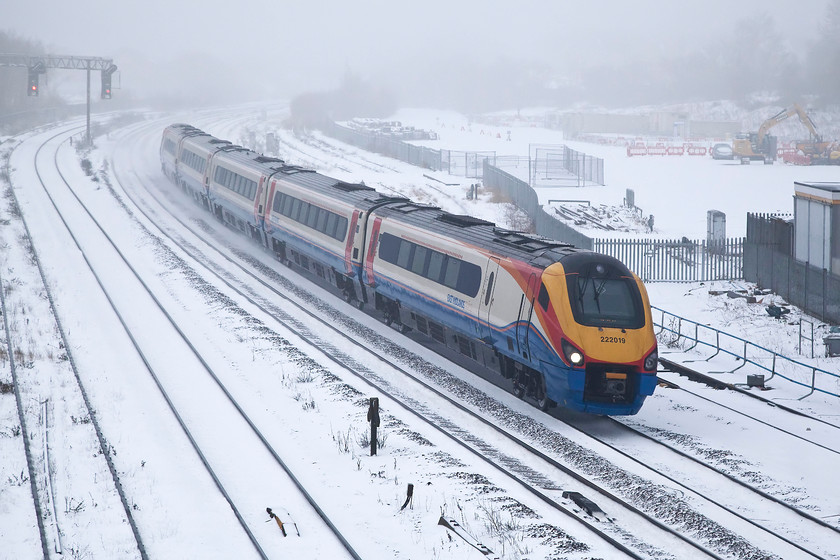 222019, EM 08.02 London St. Pancras-Sheffield (1F10, RT), Wellingborough Finedon Road bridge 
 222019 accelerates away from Wellingborough through the misty gloom forming the 08.02 London St. Pancras to Sheffield. A few hardy souls had begun to gather on the bridge by now to wait for the steam charter that was due. Quite honestly, I was surprised that any other fools ventured out on this desperately miserable morning! 
 Keywords: 222019 1F10 Wellingborough Finedon Road bridge